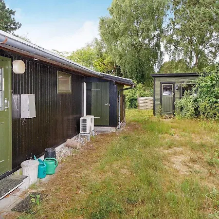 5 Person In Melby-by Traum *